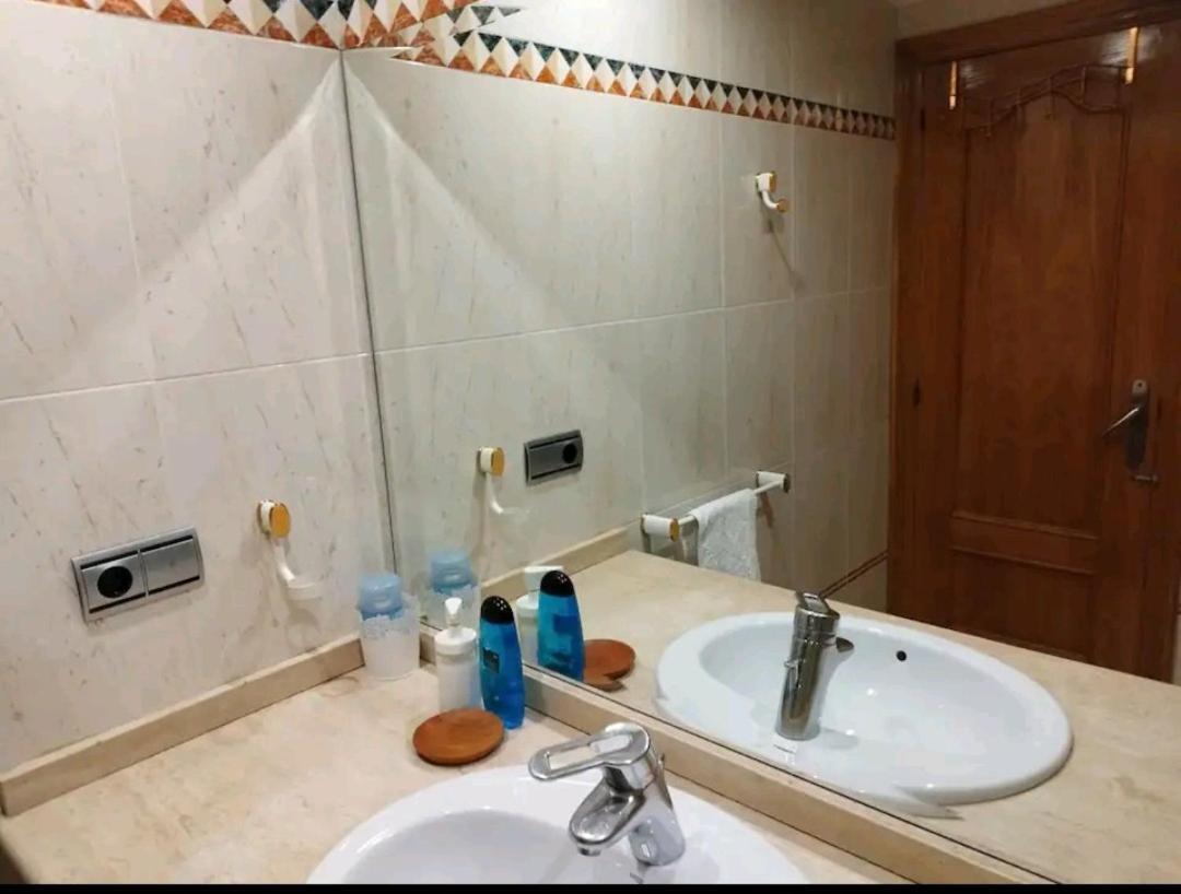 Ideal Para Familias Apartment บาเลนเซีย ภายนอก รูปภาพ